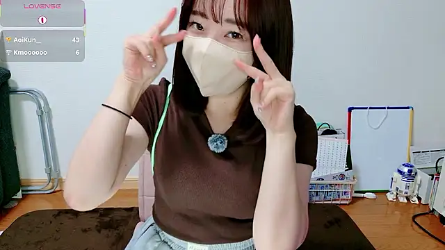 Snapshot of Rio_chan_ chatting on 06.25.26 Rio chan online show from 06.25.26