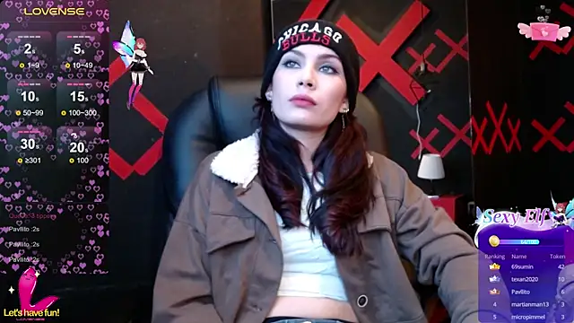 Snapshot of _yuyi chatting on 01.31.25 yuyi online show from 01.31.25