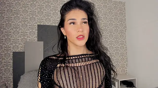 Isa Little Star online show from 09.10.25