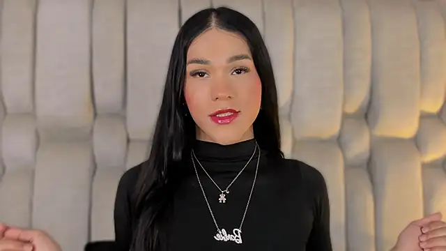 Isa Little Star online show from 02.23.26