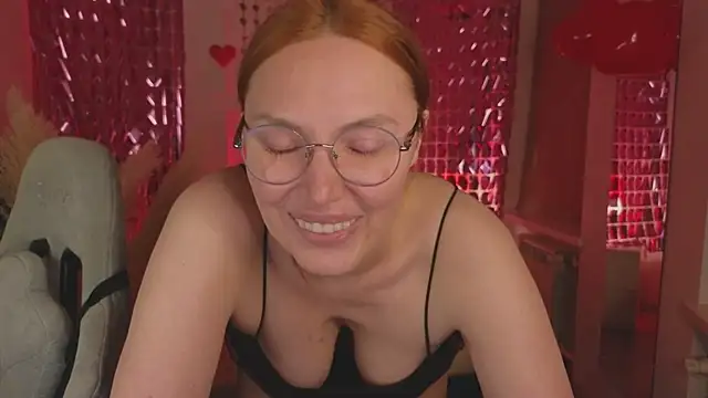 Love Call online show from 02.05.25