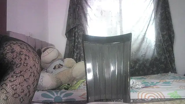 Snapshot of Michi_sexy chatting on 03.14.25 Michi sexy online show from 03.14.25