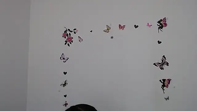 Snapshot of dulcenia_rose chatting on 09.30.25 dulcenia rose online show from 09.30.25