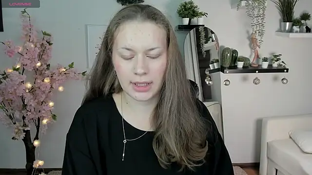 Ariell Margot  online show from 01.04.25