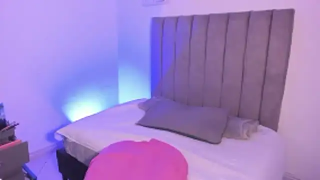 Snapshot of sarah__bigboobs chatting on 10.24.25 sarah bigboobs online show from 10.24.25