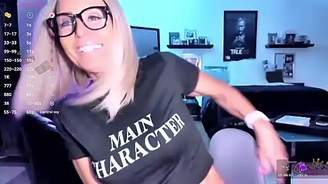 VelvetBarbie online show from 04.17.26