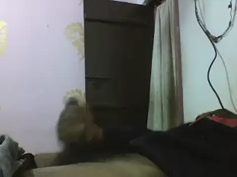 Snapshot of Desi_GfBf chatting on 02.22.25 Desi GfBf online show from 02.22.25