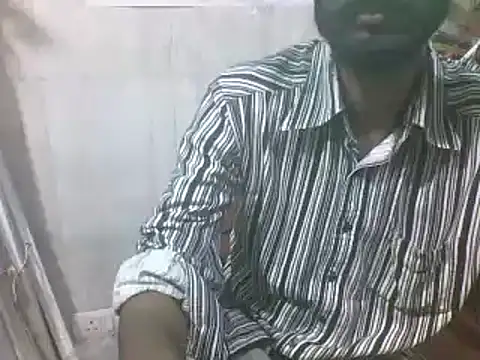 Snapshot of Desi_GfBf chatting on 03.12.25 Desi GfBf online show from 03.12.25