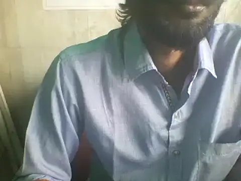 Snapshot of Desi_GfBf chatting on 03.16.25 Desi GfBf online show from 03.16.25