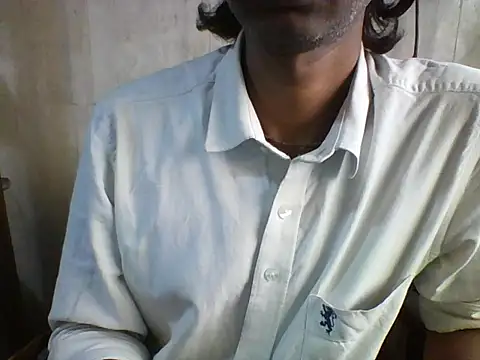 Snapshot of Desi_GfBf chatting on 10.14.25 Desi GfBf online show from 10.14.25