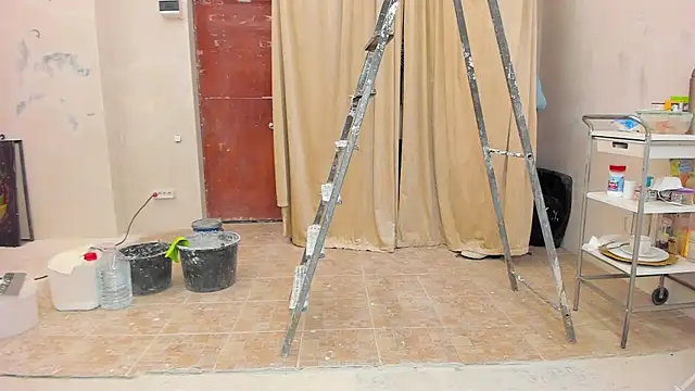 YourSuperModel online show from 02.01.25