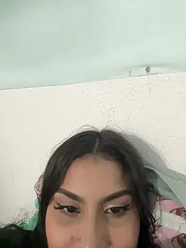 ValenSuarez25 online show from 06.23.26