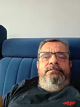 Snapshot of axecoman60 chatting on 05.16.26 axecoman60 online show from 05.16.26