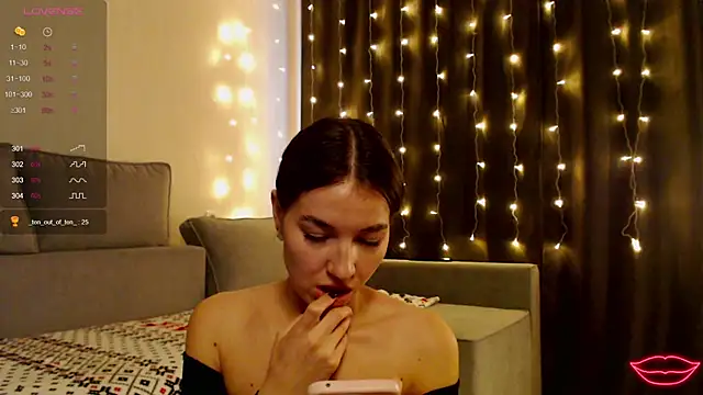 Snapshot of Bellla_Haddid chatting on 05.06.26 Bellla Haddid online show from 05.06.26