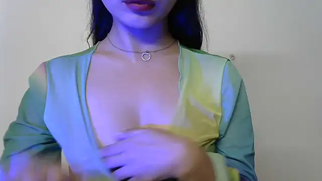 Snapshot of amrita2210 chatting on 10.03.25 amrita2210 online show from 10.03.25