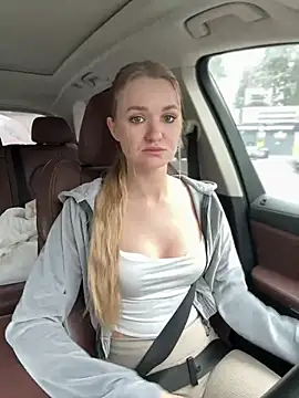 Devill Angel  online show from 02.28.25