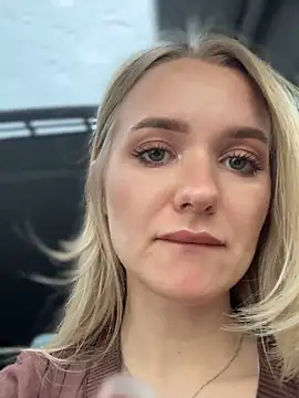 Devill Angel  online show from 10.11.25