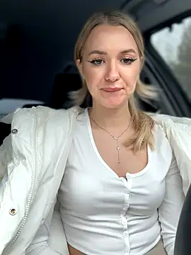 Devill Angel  online show from 11.17.25