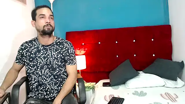 ryan musclexxx online show from 01.04.25