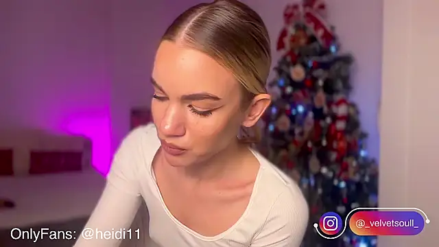 Heidi11 online show from 12.23.24