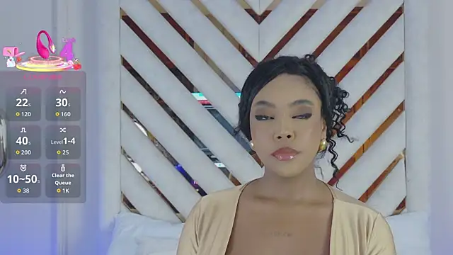 Snapshot of Lola_King chatting on 05.19.26 Lola King online show from 05.19.26