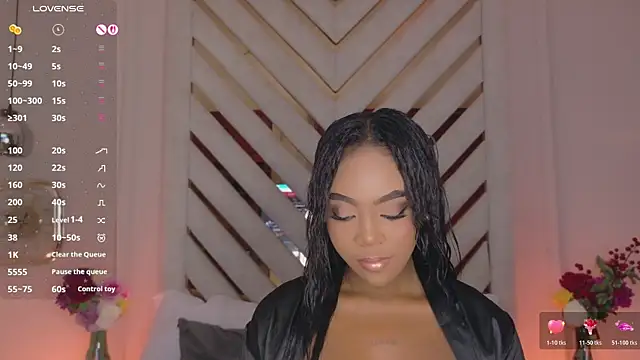 Snapshot of Lola_King chatting on 07.21.26 Lola King online show from 07.21.26