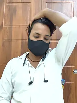 Snapshot of Fucker_boy_1 chatting on 09.29.25 Fucker boy 1 online show from 09.29.25