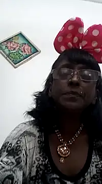mamakarma1403 online show from 02.17.25