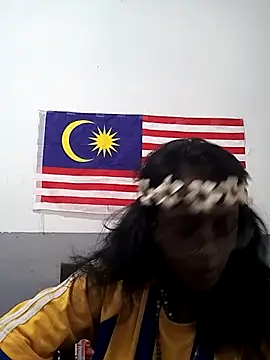 Snapshot of mamakarma1403 chatting on 10.05.25 mamakarma1403 online show from 10.05.25