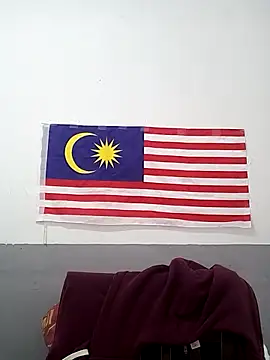 Snapshot of mamakarma1403 chatting on 10.12.25 mamakarma1403 online show from 10.12.25