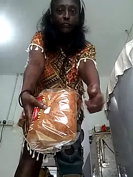 Snapshot of mamakarma1403 chatting on 10.22.25 mamakarma1403 online show from 10.22.25