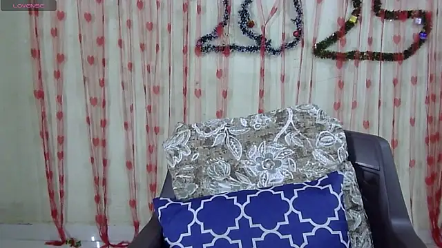 Snapshot of Preeti-Sexy chatting on 02.22.25 Preeti-Sexy online show from 02.22.25