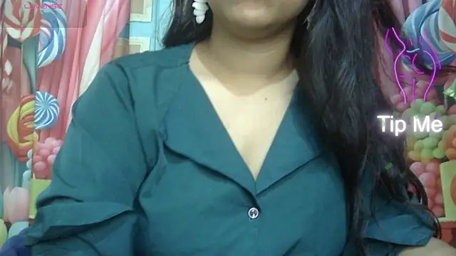 Preeti-Sexy online show from 05.12.26