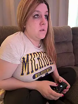 PuckBunny17 online show from 02.26.26