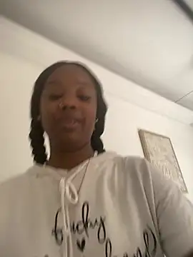Snapshot of ebony_beckyy chatting on 03.15.25 ebony beckyy online show from 03.15.25