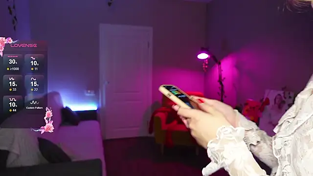 Snapshot of SpiceJessy chatting on 02.13.26 SpiceJessy online show from 02.13.26