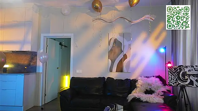 Snapshot of SpiceJessy chatting on 02.28.26 SpiceJessy online show from 02.28.26