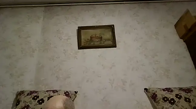 Snapshot of mariusica1@xh chatting on 02.05.25 mariusica1xh online show from 02.05.25