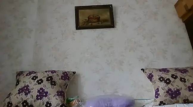 Snapshot of mariusica1@xh chatting on 02.06.25 mariusica1xh online show from 02.06.25