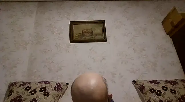 Snapshot of mariusica1@xh chatting on 02.07.25 mariusica1xh online show from 02.07.25