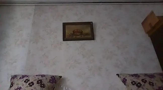 Snapshot of mariusica1@xh chatting on 02.08.25 mariusica1xh online show from 02.08.25