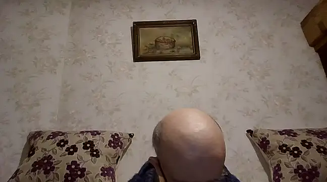 Snapshot of mariusica1@xh chatting on 02.08.25 mariusica1xh online show from 02.08.25