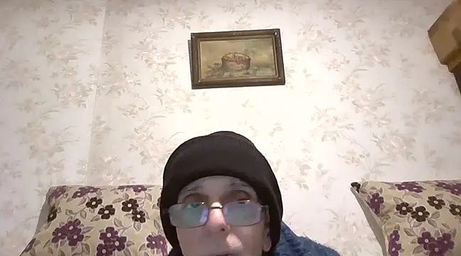 Snapshot of mariusica1@xh chatting on 02.08.25 mariusica1xh online show from 02.08.25