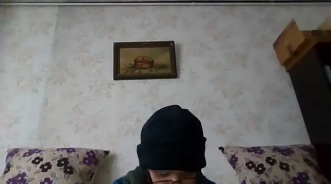 Snapshot of mariusica1@xh chatting on 02.12.25 mariusica1xh online show from 02.12.25