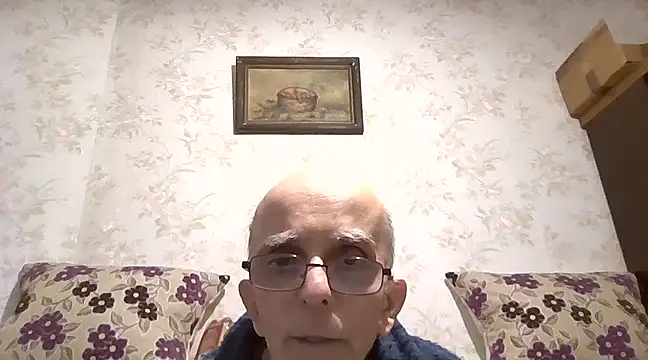 Snapshot of mariusica1@xh chatting on 02.21.25 mariusica1xh online show from 02.21.25