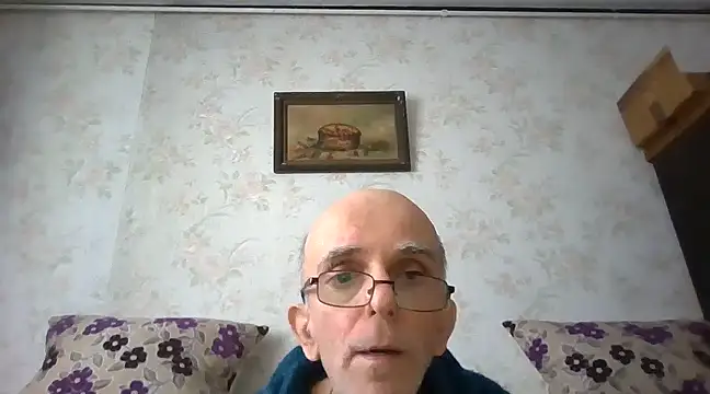 Snapshot of mariusica1@xh chatting on 02.22.25 mariusica1xh online show from 02.22.25