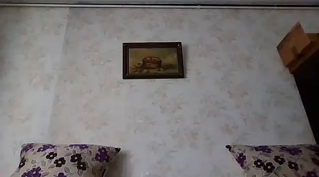 Snapshot of mariusica1@xh chatting on 02.22.25 mariusica1xh online show from 02.22.25