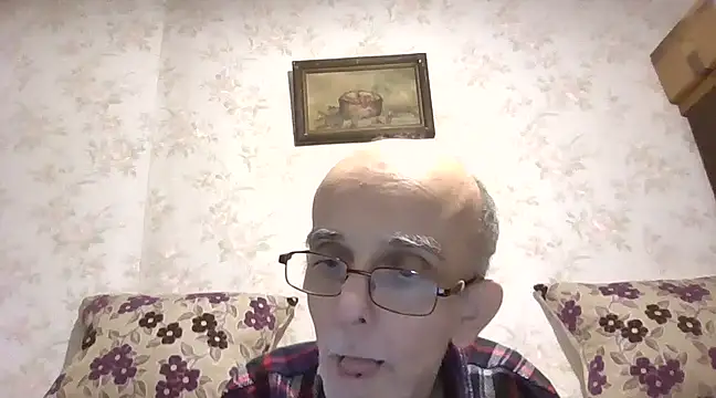 Snapshot of mariusica1@xh chatting on 02.25.25 mariusica1xh online show from 02.25.25