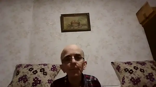 Snapshot of mariusica1@xh chatting on 02.27.25 mariusica1xh online show from 02.27.25