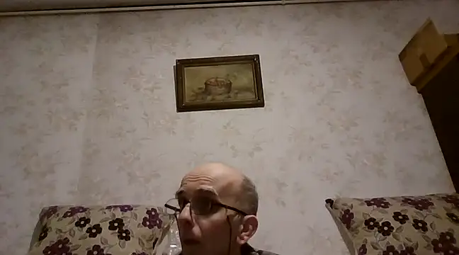 Snapshot of mariusica1@xh chatting on 03.05.25 mariusica1xh online show from 03.05.25